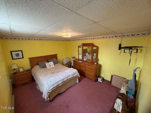 159 Mountain House Circle, Coeburn, VA 24230