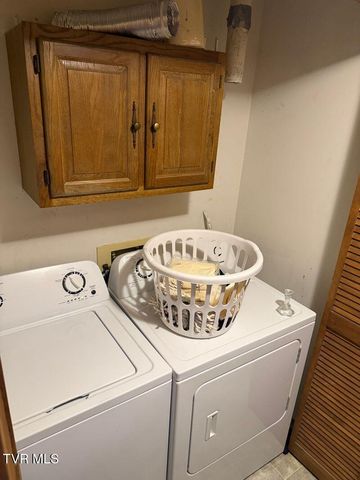 159 Mountain House Circle, Coeburn, VA 24230