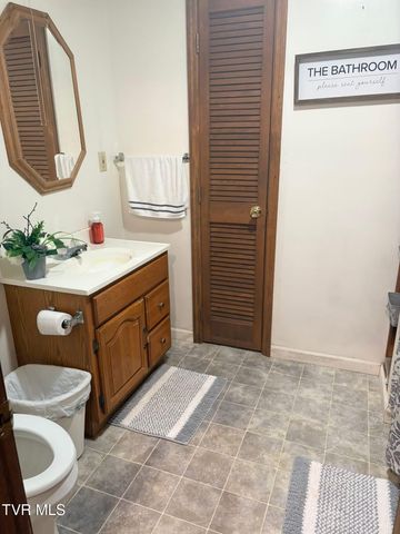 159 Mountain House Circle, Coeburn, VA 24230