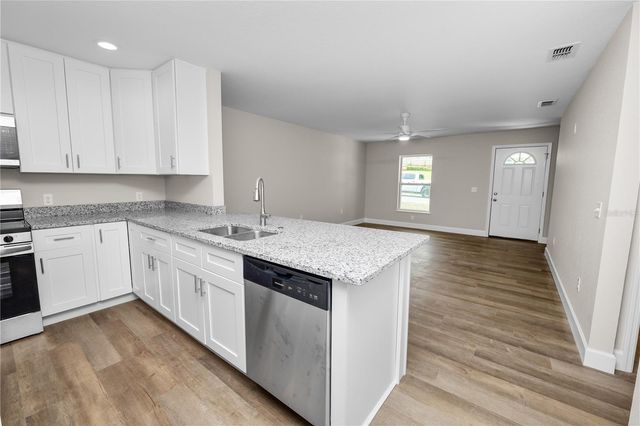617 W CRAWFORD STREET, Lakeland, FL 33805