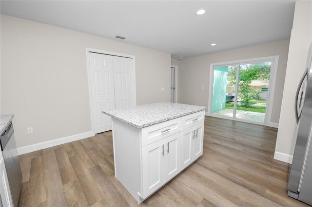 617 W CRAWFORD STREET, Lakeland, FL 33805
