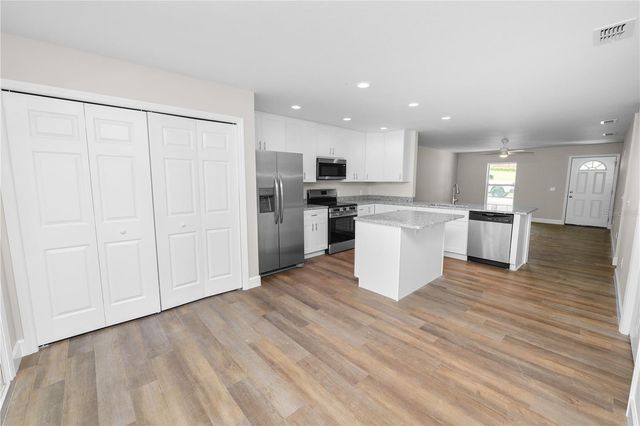 617 W CRAWFORD STREET, Lakeland, FL 33805