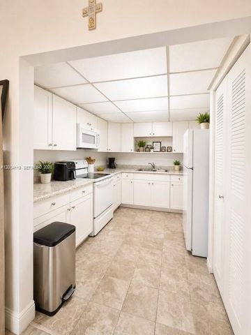 1800 NW 119th Street 104, Miami, FL 33167