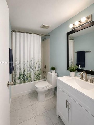 1800 NW 119th Street 104, Miami, FL 33167