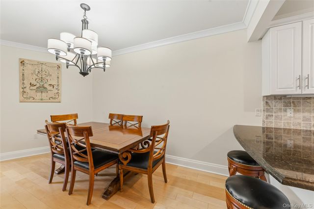603 Trump Park 603, Shrub Oak, NY 10588