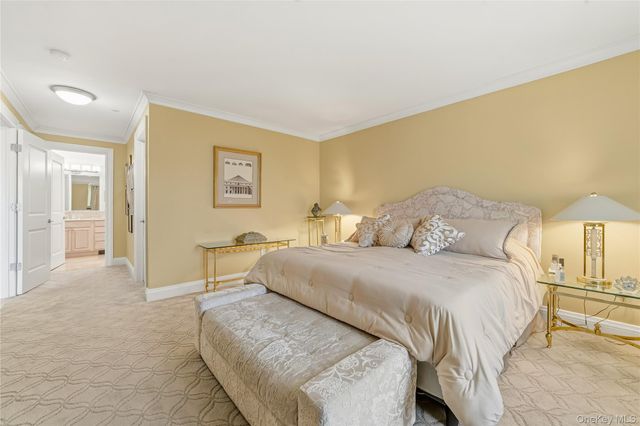 603 Trump Park 603, Shrub Oak, NY 10588