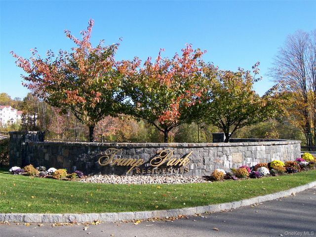 603 Trump Park 603, Shrub Oak, NY 10588