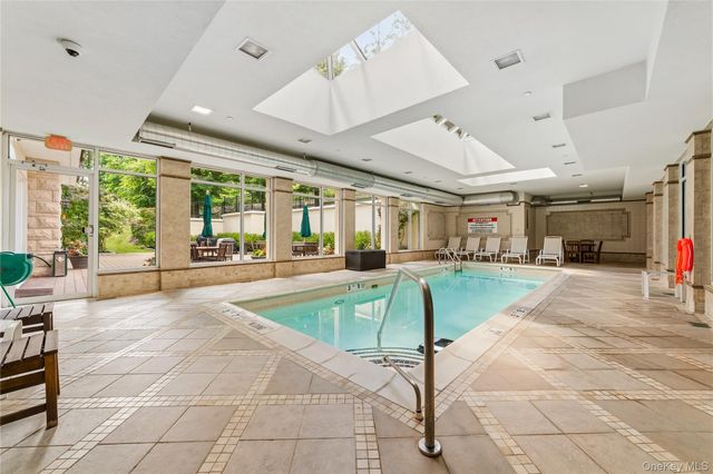 603 Trump Park 603, Shrub Oak, NY 10588