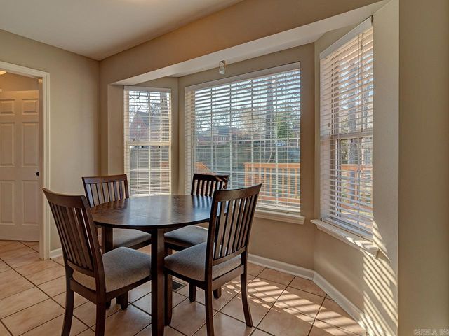 9 Sugarloaf Circle, Maumelle, AR 72113