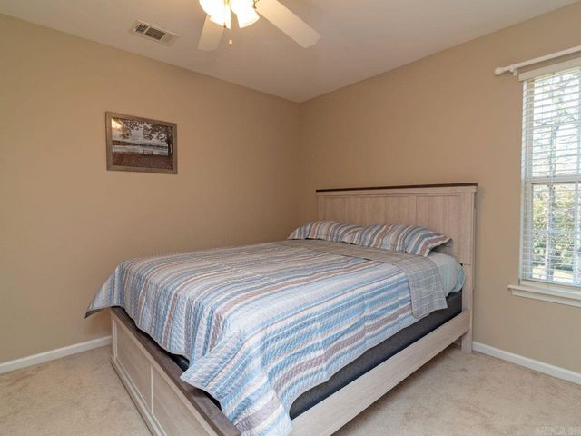 9 Sugarloaf Circle, Maumelle, AR 72113