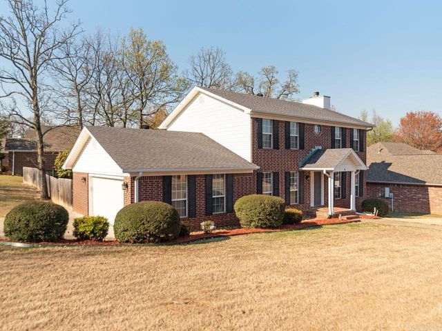 9 Sugarloaf Circle, Maumelle, AR 72113