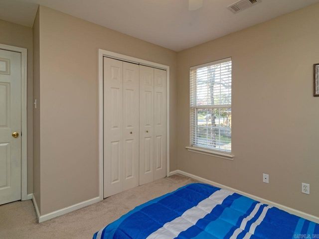 9 Sugarloaf Circle, Maumelle, AR 72113