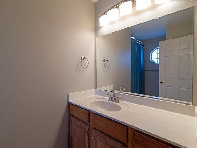 9 Sugarloaf Circle, Maumelle, AR 72113