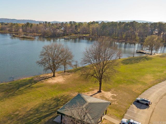 9 Sugarloaf Circle, Maumelle, AR 72113