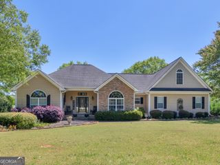 105 Godsey Road, Jackson, GA 30233
