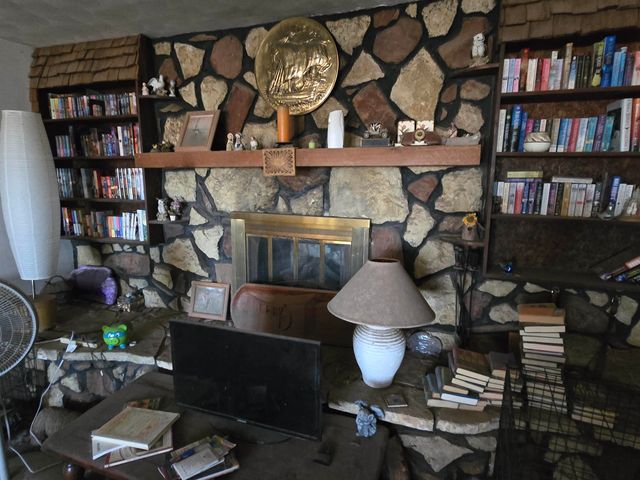 304 E Linden St, Dexter, KS 67038