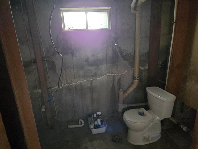 304 E Linden St, Dexter, KS 67038