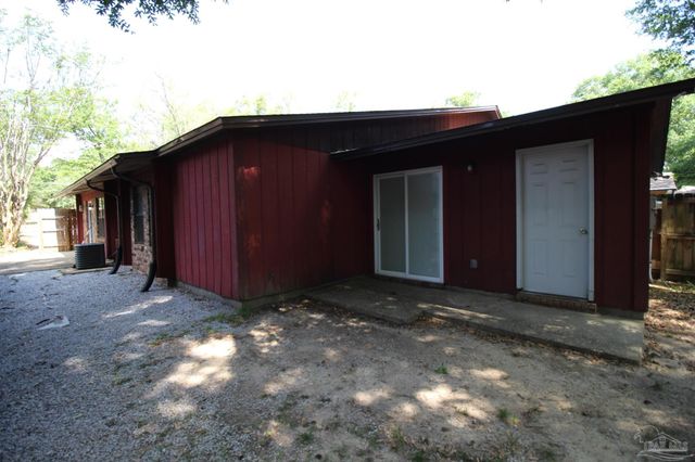 6948 Spanish Trail, Pensacola, FL 32504