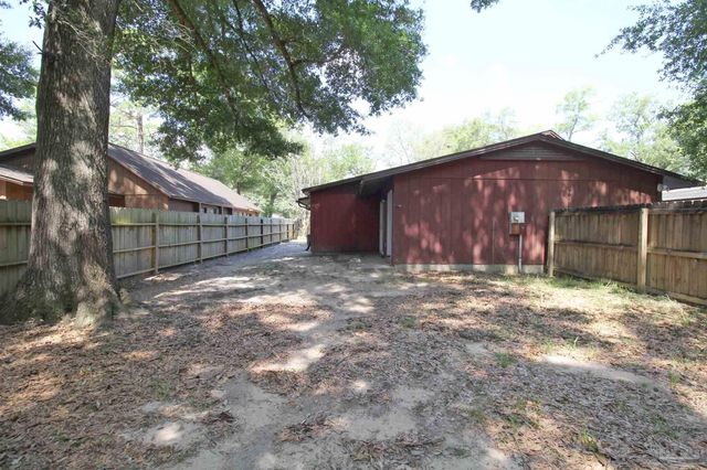 6948 Spanish Trail, Pensacola, FL 32504