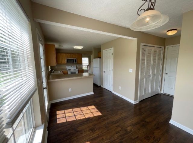2009 McCrory Pl, Spring Hill, TN 37174