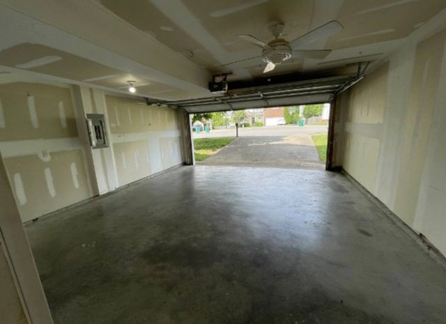 2009 McCrory Pl, Spring Hill, TN 37174