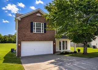 2009 McCrory Pl, Spring Hill, TN 37174