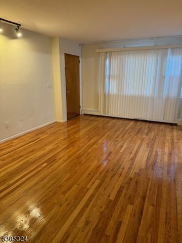 1017 Burnet Ave 2, Union Twp., NJ 07083