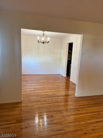 1017 Burnet Ave 2, Union Twp., NJ 07083