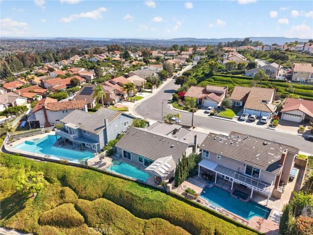 27441 Valderas, Mission Viejo, CA 92691