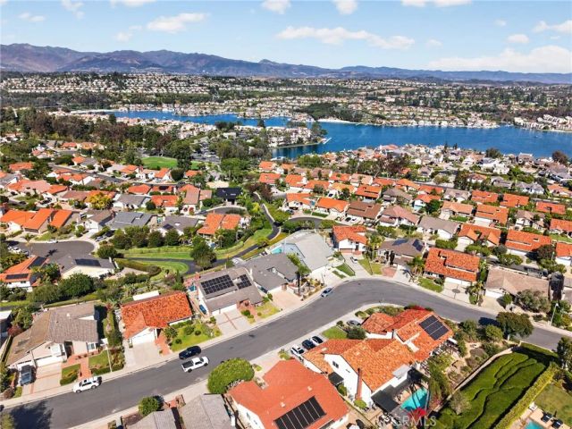 27441 Valderas, Mission Viejo, CA 92691