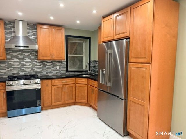 774 Hamilton Avenue, Waterbury, CT 06706