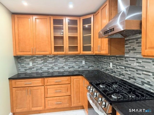 774 Hamilton Avenue, Waterbury, CT 06706