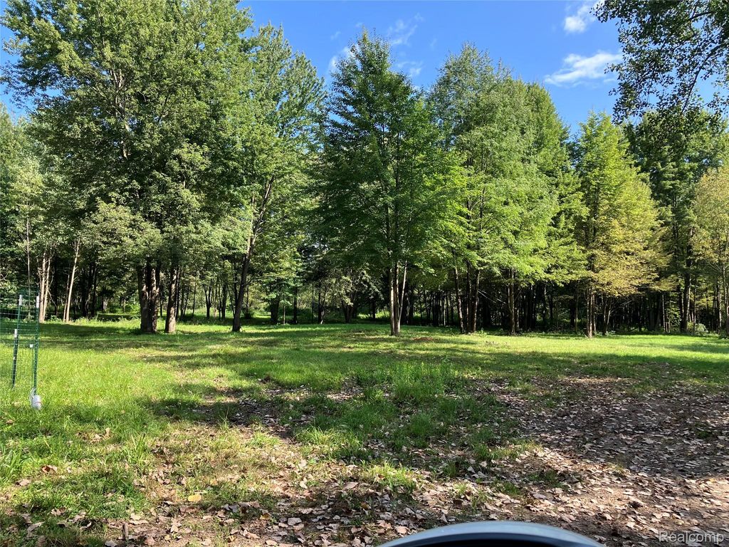 35348 25 Mile Road, New Baltimore, MI 48047