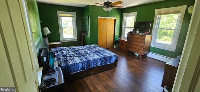 1395 KUMRY RD, Pennsburg, PA 18073