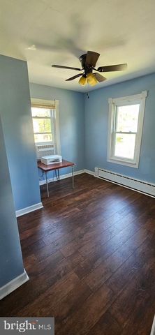 1395 KUMRY RD, Pennsburg, PA 18073