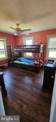 1395 KUMRY RD, Pennsburg, PA 18073