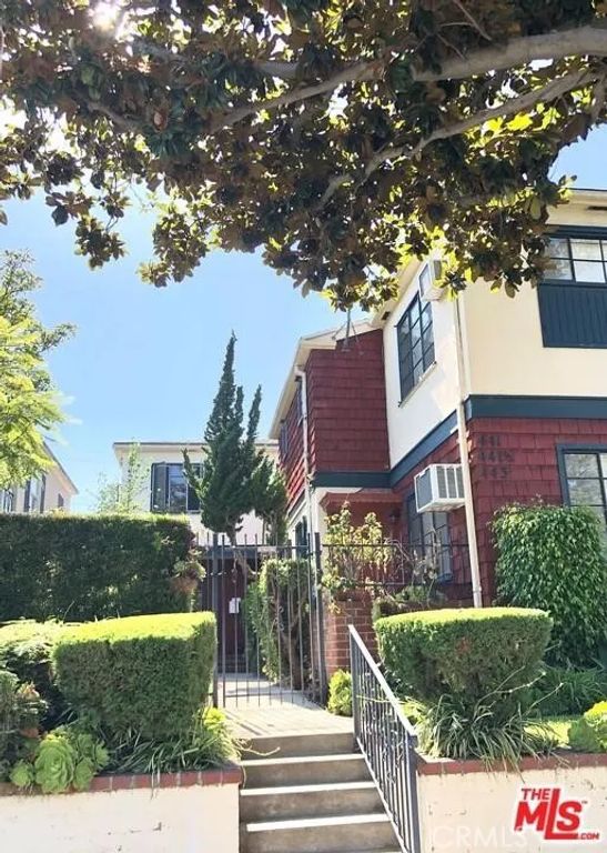 441 S Doheny, Beverly Hills, CA 90211