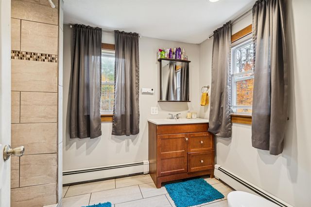 25 Fern Hill Lane, Fairlee, VT 05045