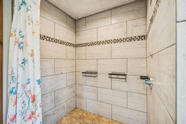 25 Fern Hill Lane, Fairlee, VT 05045