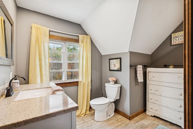 25 Fern Hill Lane, Fairlee, VT 05045