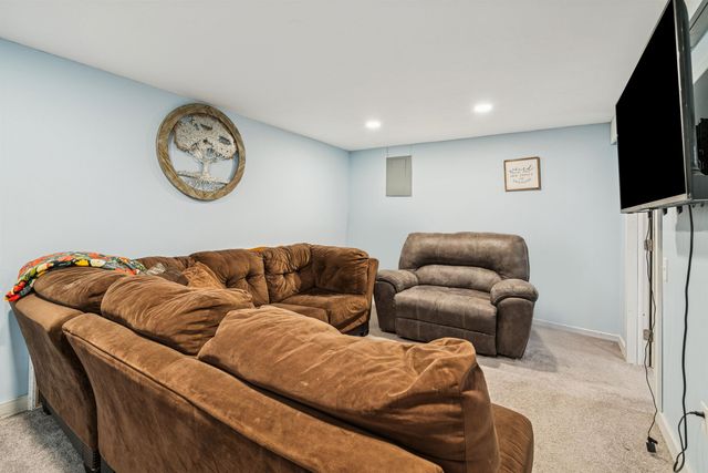 25 Fern Hill Lane, Fairlee, VT 05045