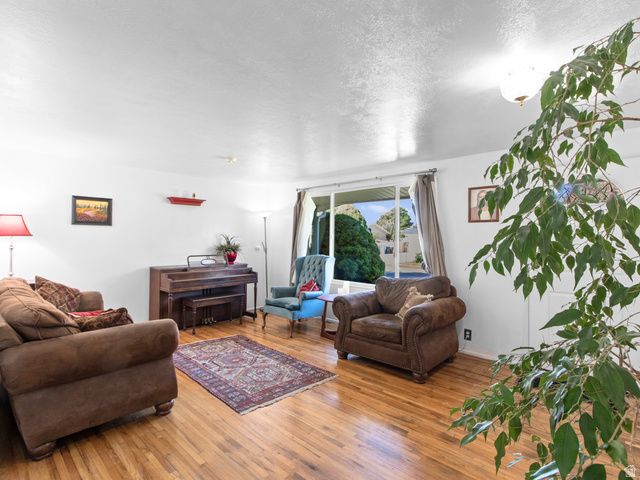 4545 S THORNWOOD AVE, Taylorsville, UT 84123