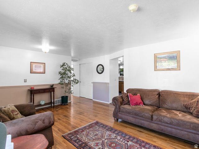 4545 S THORNWOOD AVE, Taylorsville, UT 84123