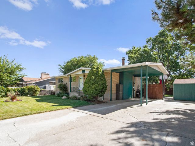 4545 S THORNWOOD AVE, Taylorsville, UT 84123