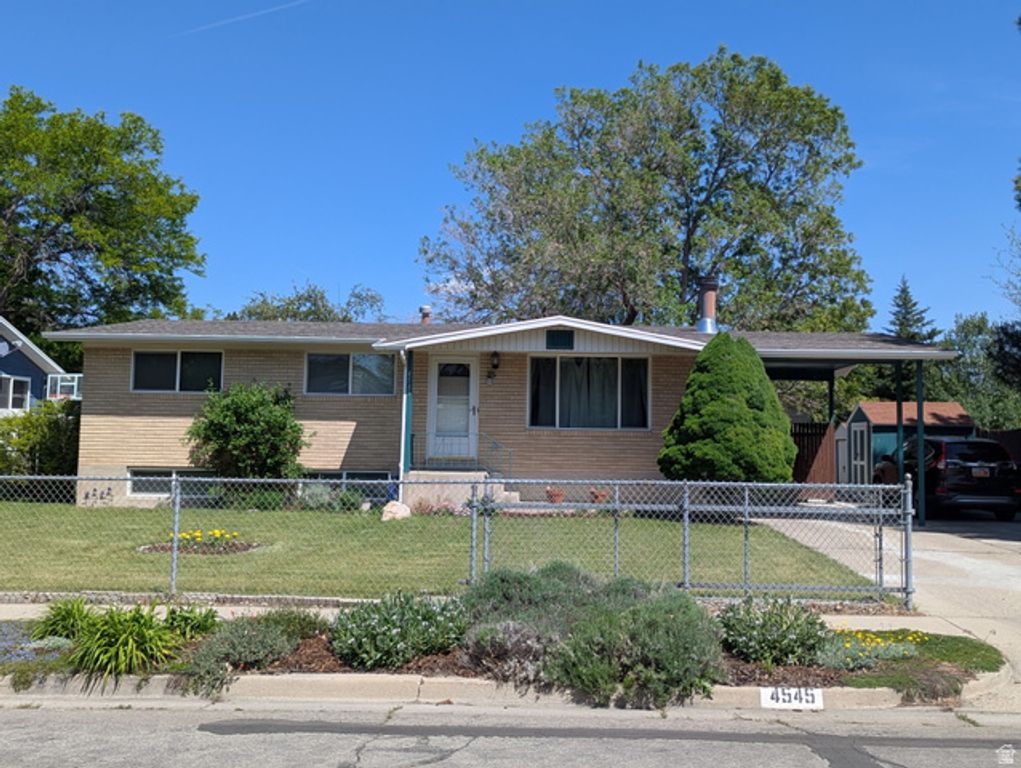 4545 S THORNWOOD AVE, Taylorsville, UT 84123