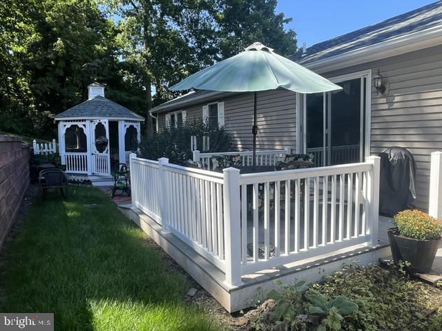 412 RUSSELL AVE, Douglassville, PA 19518