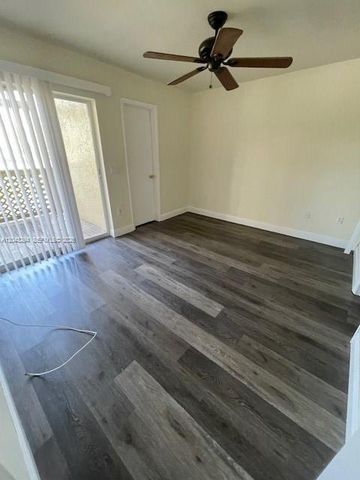4751 Via Palm Lakes 421, West Palm Beach, FL 33417