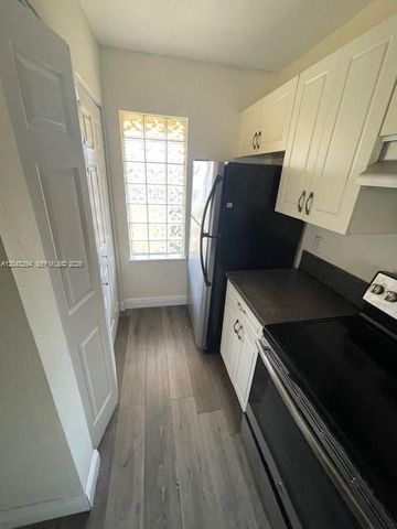 4751 Via Palm Lakes 421, West Palm Beach, FL 33417