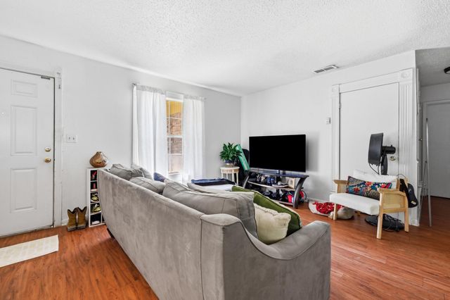 4912 Suburban DR, Austin, TX 78745