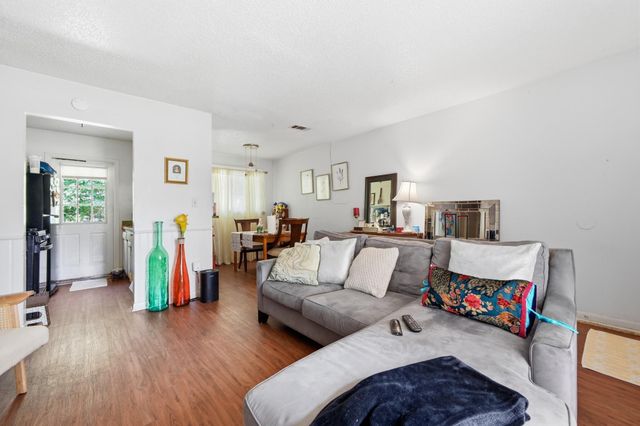 4912 Suburban DR, Austin, TX 78745